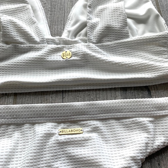 🔥🔥BILLABONG - SALTY PLUNGE ISLA BIKINI SET🔥🔥 - Picture 8 of 8